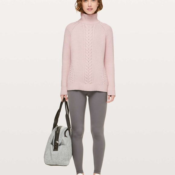 Lululemon Bring The Cozy turtleneck - Picture 3 of 9